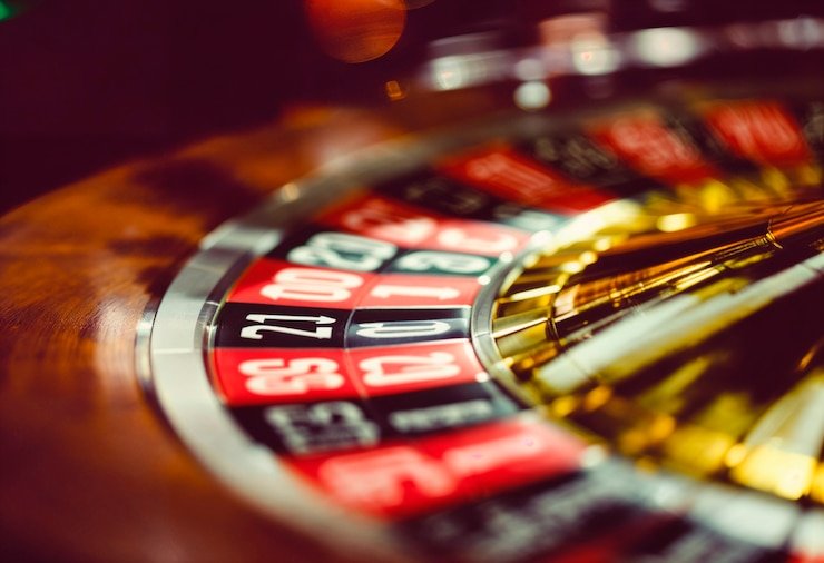 Studio live dealer Sic Bo dengan tiga dadu dan antarmuka barbar365 login